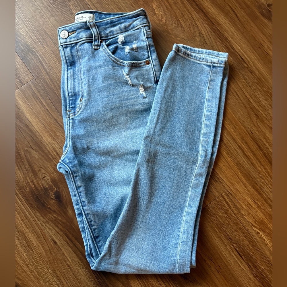 Abercrombie Super Skinny Ankle High Rise